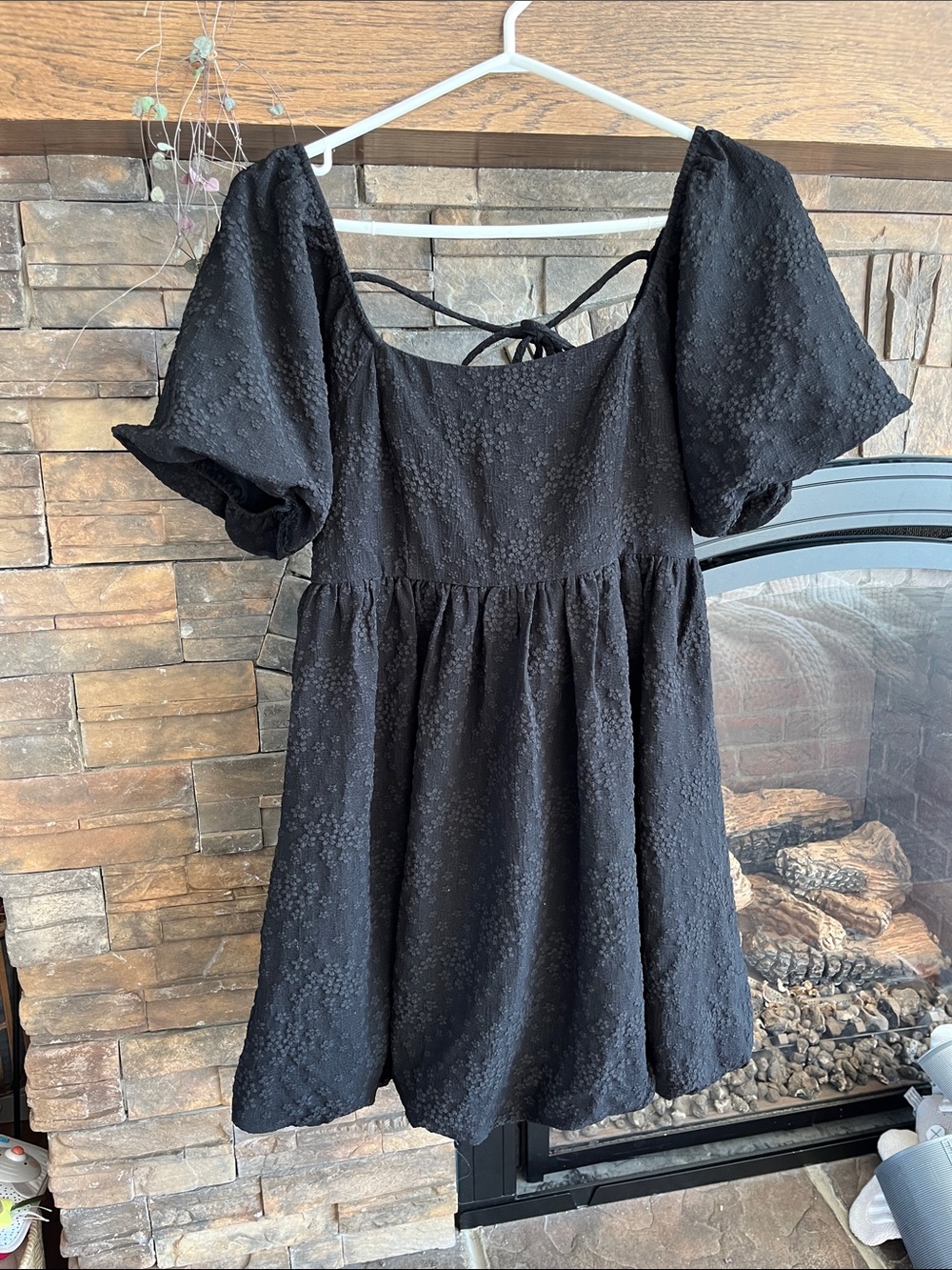 Hem & Thread Black Textured Puff-Sleeve Mini Dress